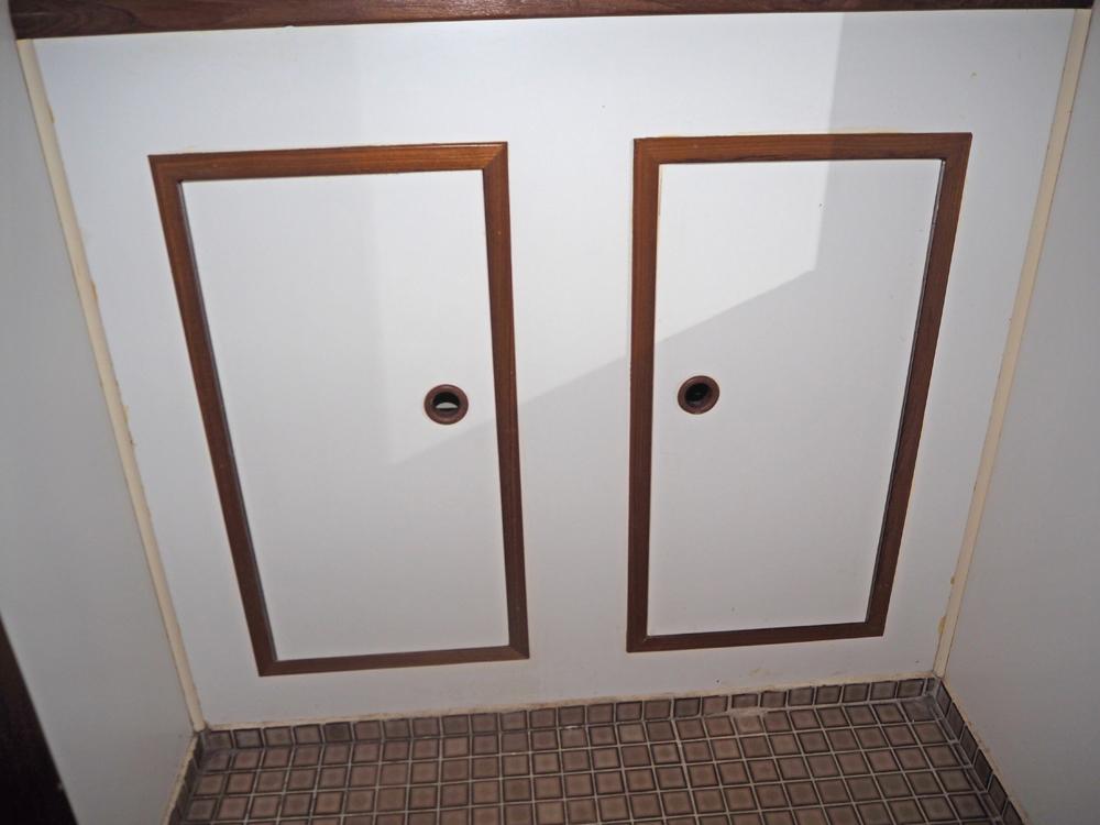 Aft cabin, Accommodation